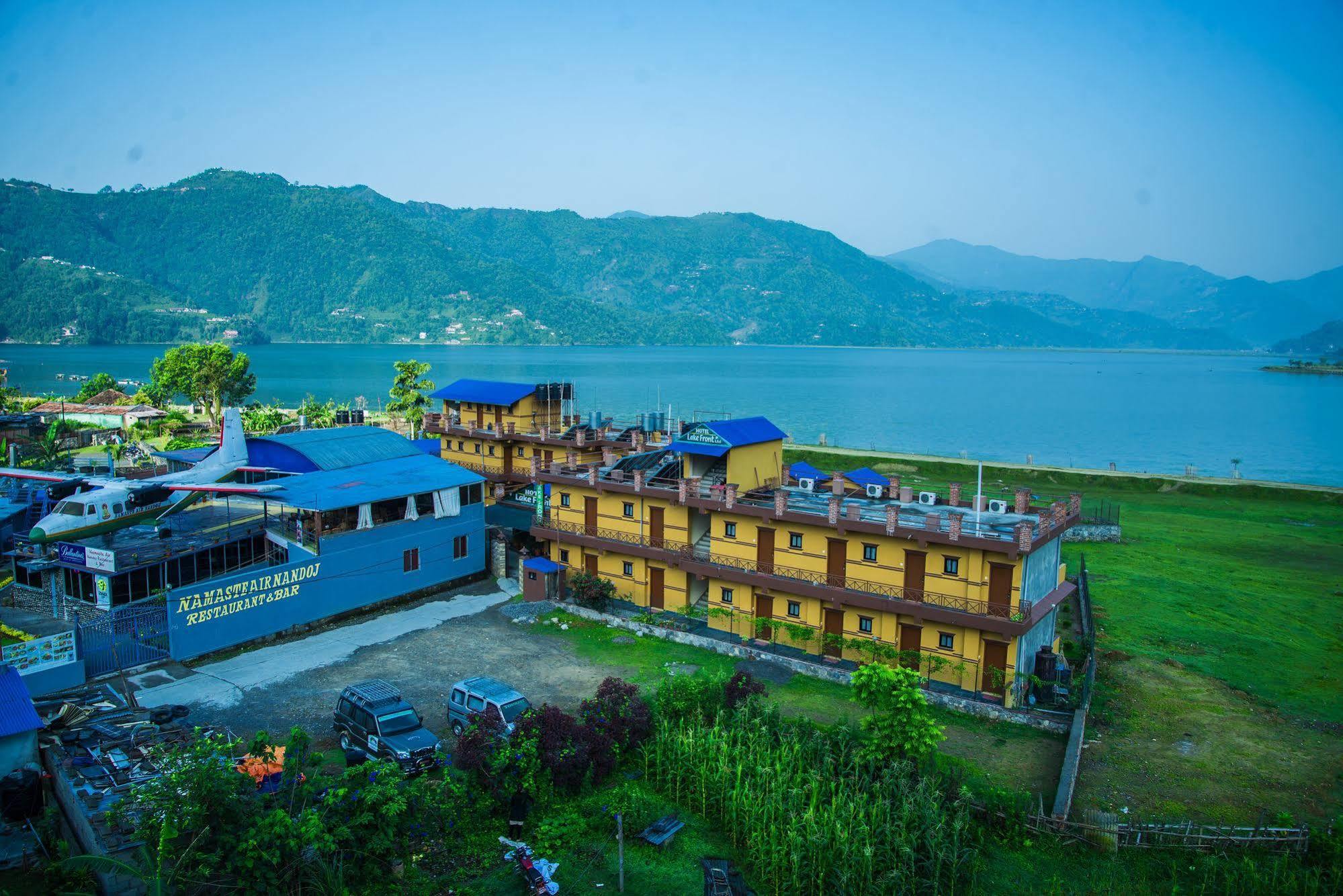 Hotel Lakefront Pokhara Kültér fotó